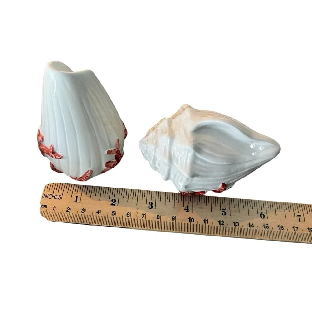 VINTAGE 1989 FITZ & FLOYD SEASHELL & CORAL SALT & PEPPER SHAKERS - JAPAN - EUC